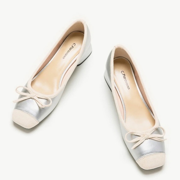 C.Paravano Bow Knot Low Heels Silver Size 39EU (Size 8 US) Preppy Timeless Chic - Picture 3 of 15